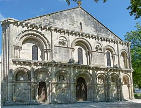 A Notre-Dame de Surgères-templom cikkének illusztrációi