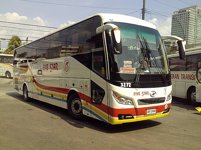 A Five Star Bus departing in Cubao, Quezon City Bus Terminal