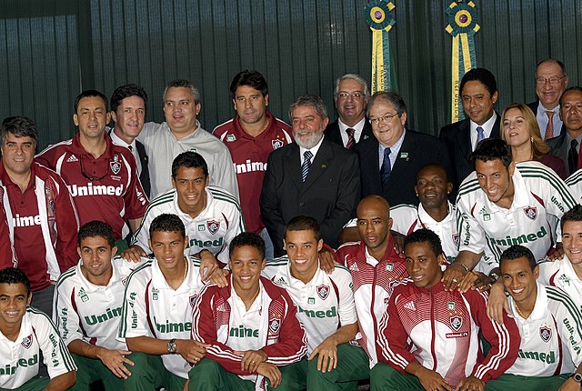 President Lula with Fluminense players, champions of the 2007 Brazil Cup.