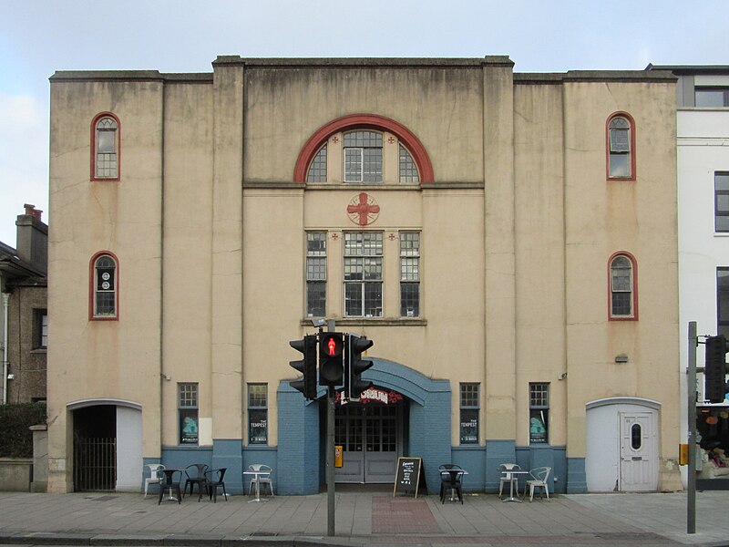 File:Former London Road Methodist Church, London Road, Brighton (March 2016) (1).jpg