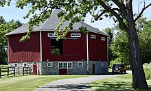 Farmers in eastern Mequon built octagonal barns, believing the shape to be better suited to the winds coming off nearby Lake Michigan. The 1891 Frank Vocke barn is a surviving example of these once-common barns.[41]