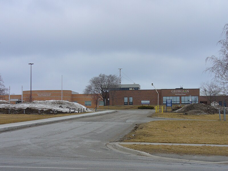 File:Georgian College in Owen Sound.jpg