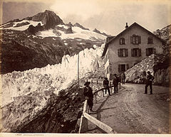 Giorgio Sommer Rhonetalgletscher c1890.jpg