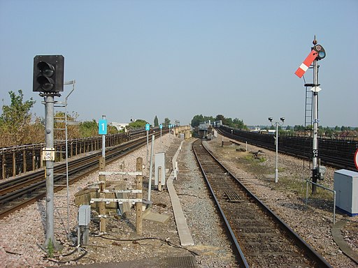 Greenford station 003