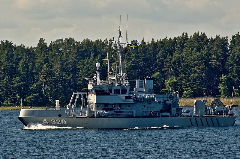 File:HMS Furusund A320.jpg