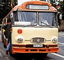 Henschel & Sohn 220px-Henschel_HS160OSL-G_31_08_1996_Trier_Simeonstiftplatz