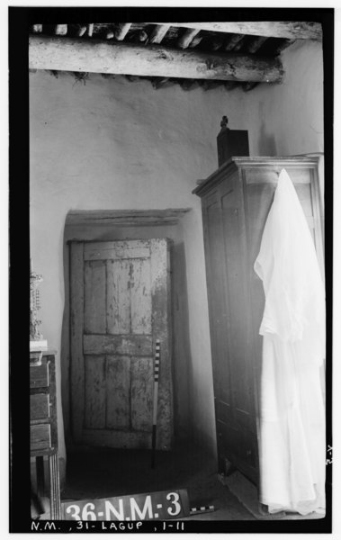 File:Historic American Buildings Survey James M. Slack, Photographer, March 13, 1934 DETAIL DOOR SACRISTY - San Jose de Laguna Mission Church and Convento, Laguna, Cibola County, NM HABS NM,31-LAGUP,1-11.tif