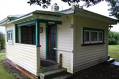 Sejarah Bungalow, Kotuku.jpg