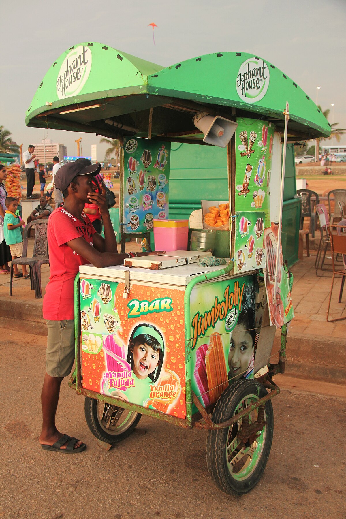 Ice cream cart - Wikipedia