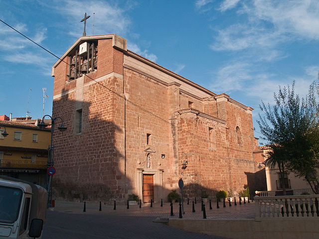 Archivo:Iglesia de San Pedro - Ribafrecha (La Rioja)  - Wikipedia, la  enciclopedia libre