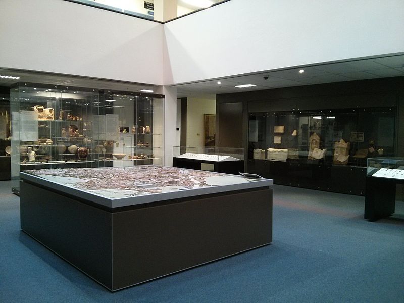 File:Interior of the ANU Classics Museum August 2013.jpeg