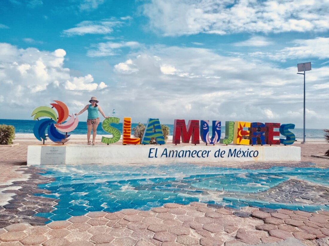 File:Isla Mujeres, México.jpg