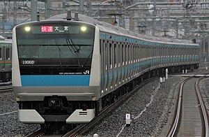 主力車両のE233系1000番台 （2020年3月18日 高輪ゲートウェイ駅）