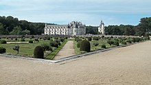 Jardin de Diane de Poitiers a Chenonceau.jpg