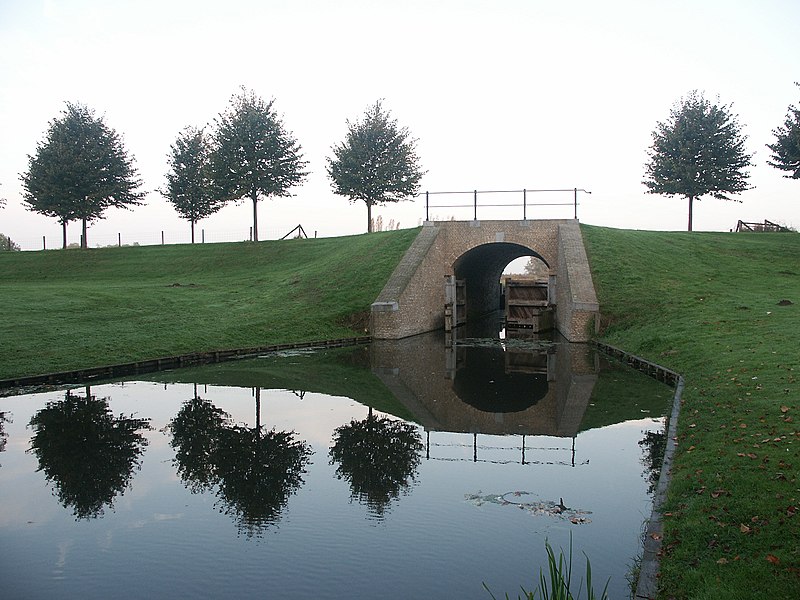 File:Klundert, Verlaatsheul vanuit De Verlaatstraat 100MLT11-PICT0023.jpg