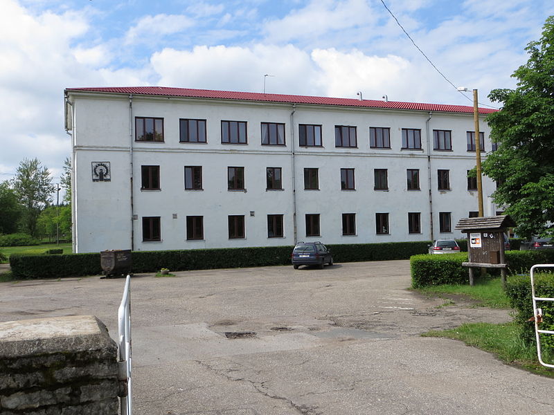 File:Kohtla Mining Park administration.jpg