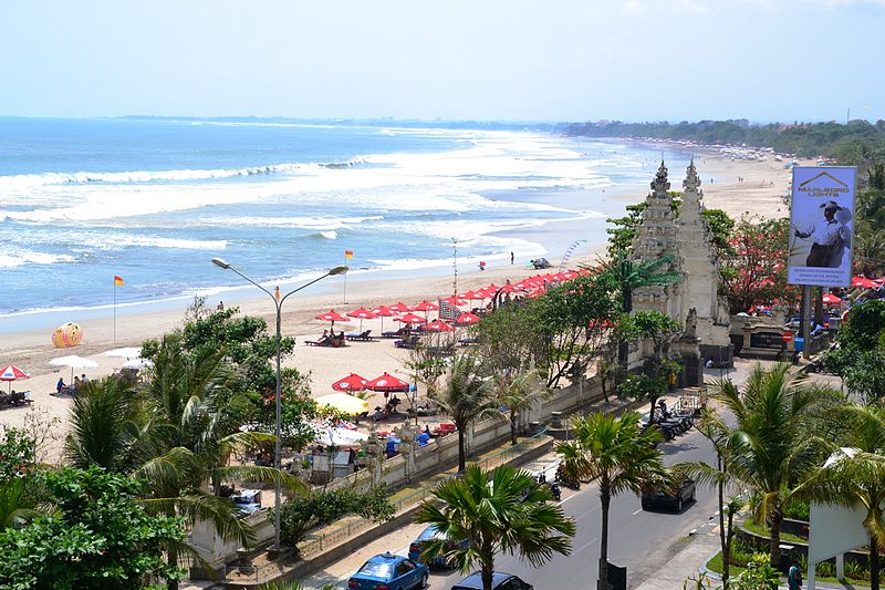 File:Kuta Beach (6924448550).jpg