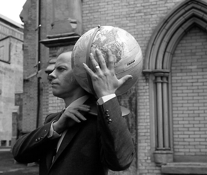 File:LAWRENCE ADAMS with GLOBE.jpg