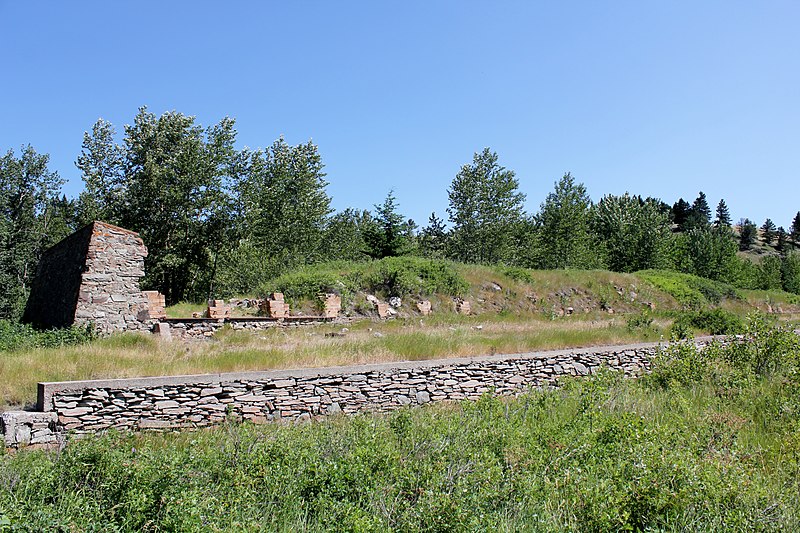 File:Leitch Collieries coke ovens 1.jpg