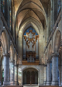 Órgão (Órgão Rudigier) na catedral da Imaculada Conceição em Linz, Alta Áustria (definição 6 439 × 9 016)