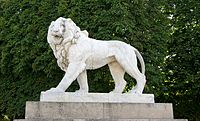 Lion by Jean-Baptiste Henraux, West