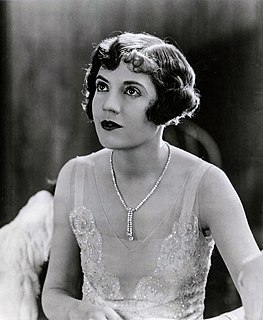 <span class="mw-page-title-main">Daisy Buchanan</span> Fictional character in the novel The Great Gatsby
