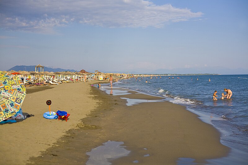 File:Long Beaches of Ulcinj, Montenegro.jpg