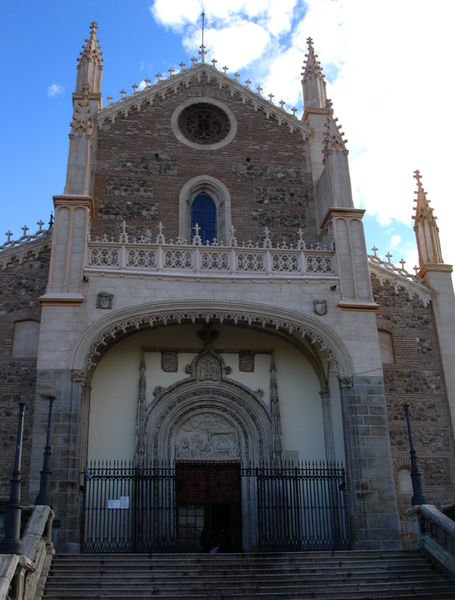 File:LosJeronimosMadrid.JPG