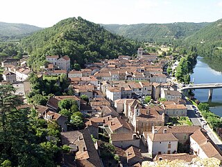 Luzech Commune in Occitania, France