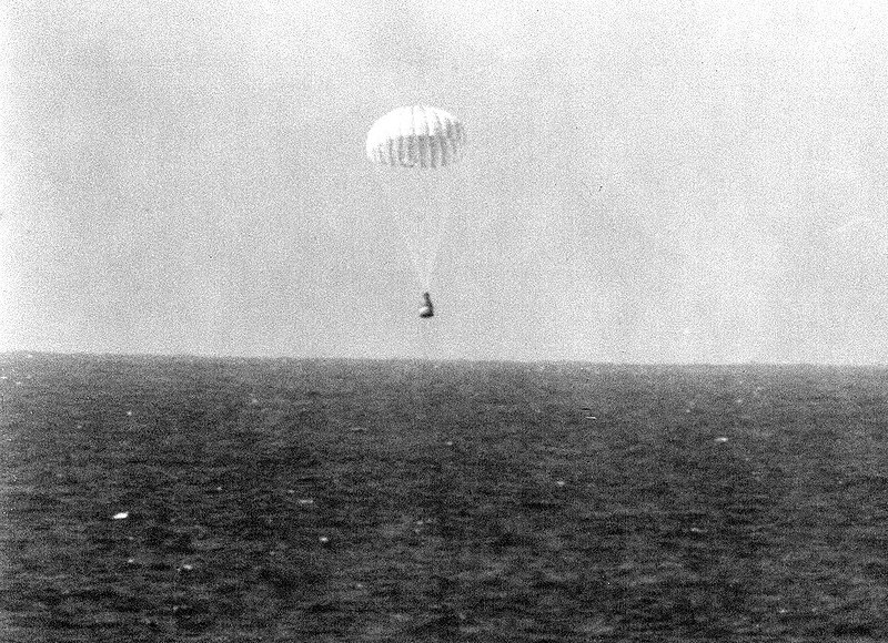 File:MA-8 landing under parachute.jpg