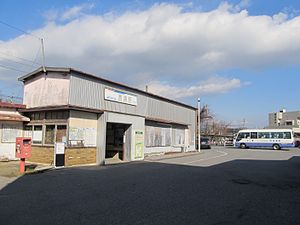 בניין התחנה MT-Nishiura. JPG