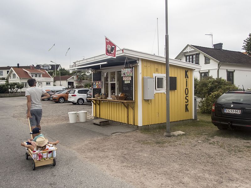 File:Malmön, kiosk.jpg