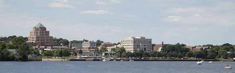 File:Middletown CT river skyline (cropped).JPG