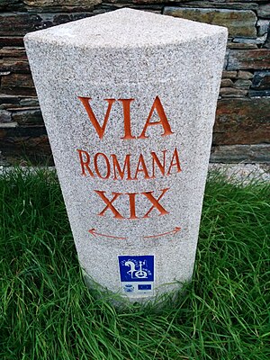 Miliario moderno da Vía Romana XIX en Conturiz 18XI2015.jpg