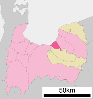 Namerikawas läge i Toyama prefektur