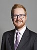 Lloyd Russell-Moyle MP kırpma 2.jpg resmi portresi