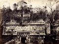 Thumbnail for File:Palais des Nonnes à Chichen-Itza, mai 1860, tirage albuminé d’après négatif verre au collodion.png