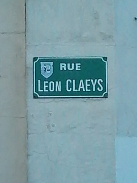 File:Plaque de rue Léon Claeys.jpg