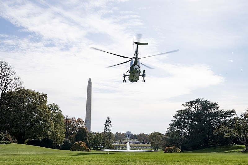 File:President Trump and First Lady Melania Trump Depart for Alabama (49049377047).jpg