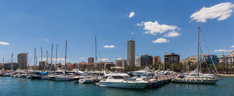 File:Puerto de Alicante, España, 2014-07-04, DD 31.JPG