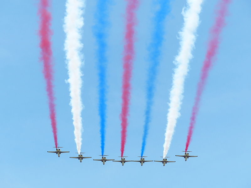 File:ROCAF Thundertigers AT-3s Flight at Ching Chuang Kang Air Force Base Open Day 20140719a.JPG