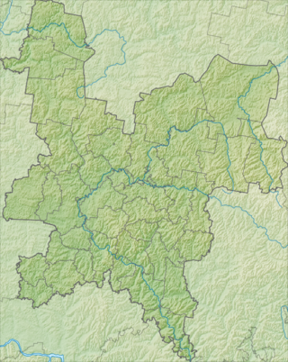 Mapa konturowa obwodu kirowskiego, blisko górnej krawiędzi po lewej znajduje się punkt z opisem „ujście”