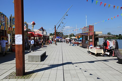 Rendsburg - Am Obereiderhafen - Jahrmarkt 06 ies