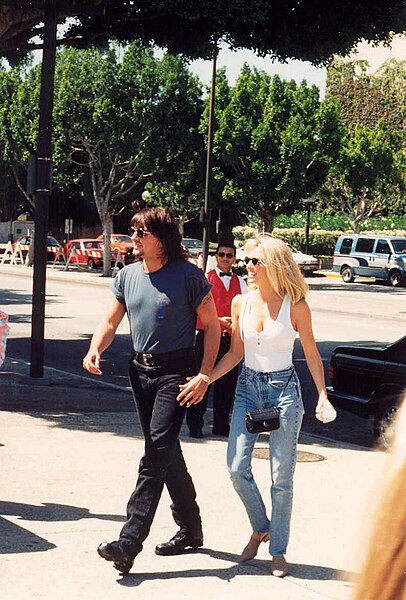 File:RichieSamboraHeatherLocklear.jpg