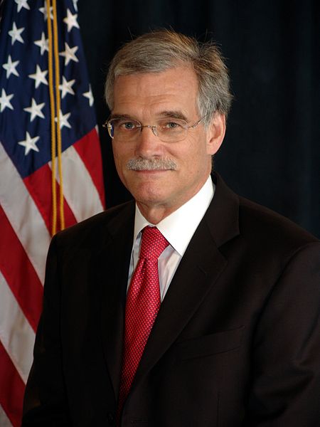 File:Robert Groves, official Census photo portrait.jpg