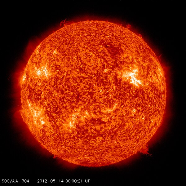 File:SDO 20120514 000021 4096 0304 (AIA).jpg