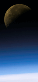 A Hold öt nappal a leszállás előtt, a Columbiáról nézve
