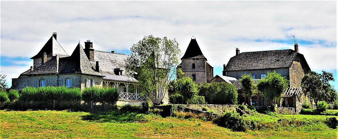 File:Saint paul, le centre du bourg.jpg