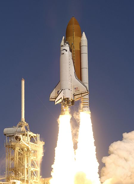 Tập_tin:ShuttleAtlantis_launch.jpg