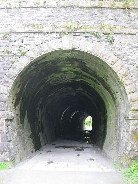 File:Slade Tunnel, old Barnstaple to Ilfracombe railway line (23247826521).jpg